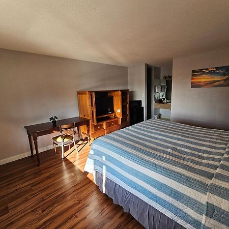 Atlantic Shores Inn And Suites Chincoteague Extérieur photo