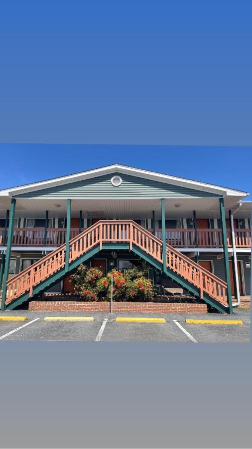 Atlantic Shores Inn And Suites Chincoteague Extérieur photo