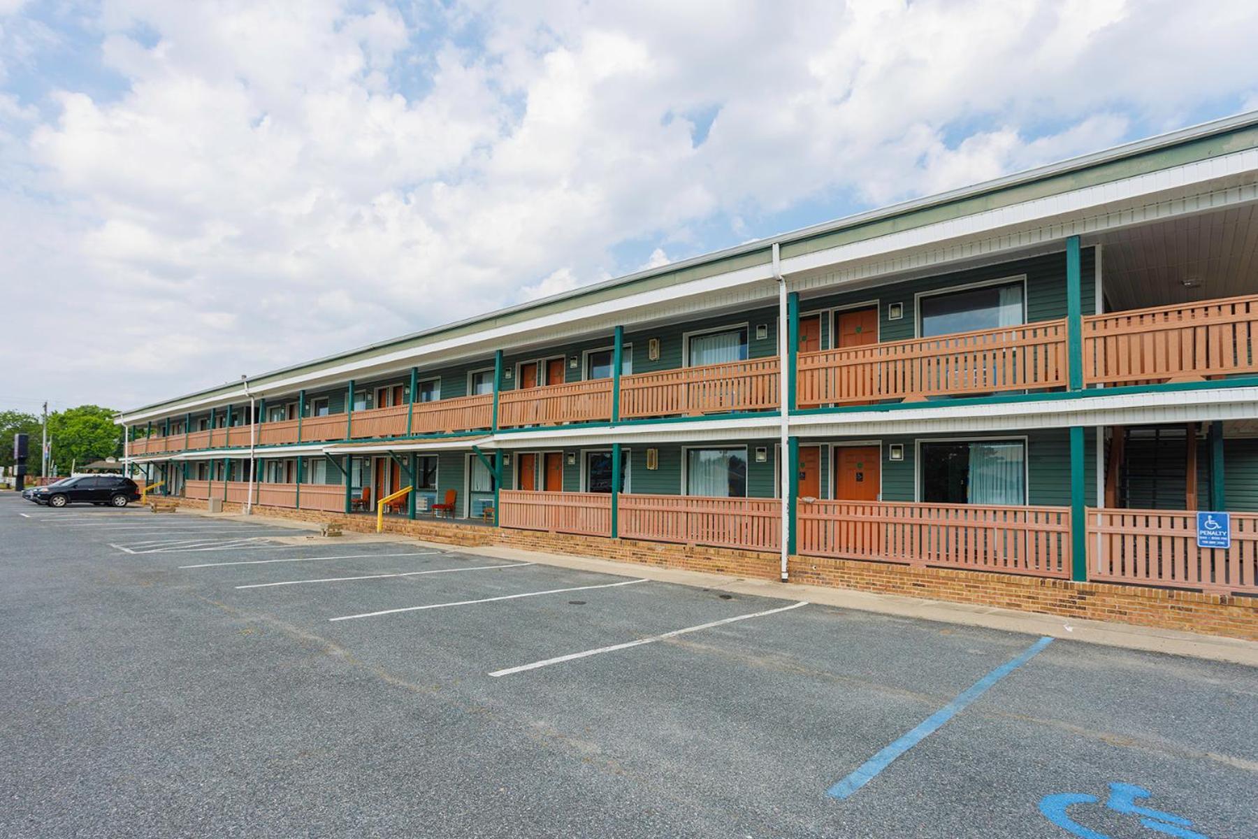 Atlantic Shores Inn And Suites Chincoteague Extérieur photo